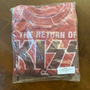 Recycled Karma Kiss Sweatshirt